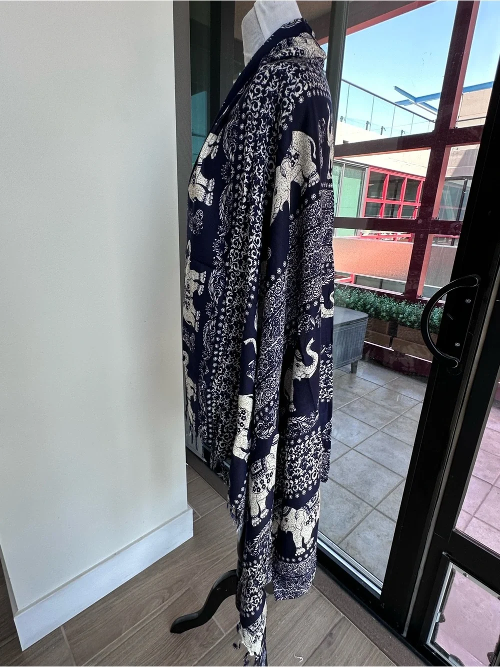 Navy Elephant Print Shawl Scarf - Unknown Brand never worn